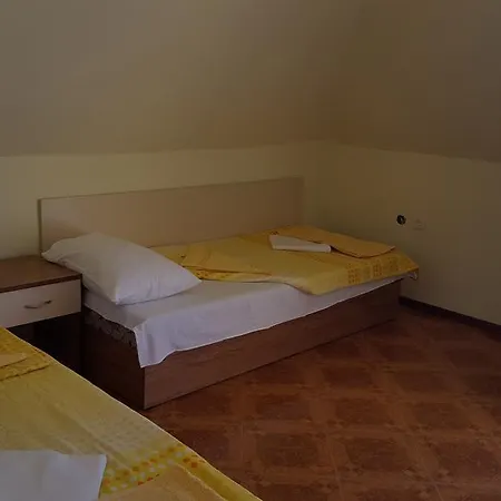 Apartment Krisia *